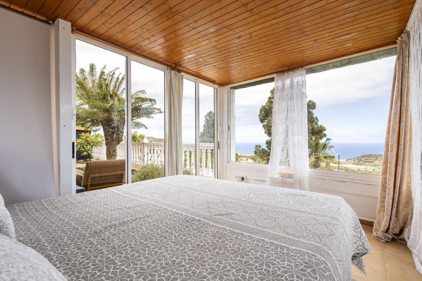 4 bedroom Villa for sale in La Orotava - € 849,000 (Ref: 10029546)