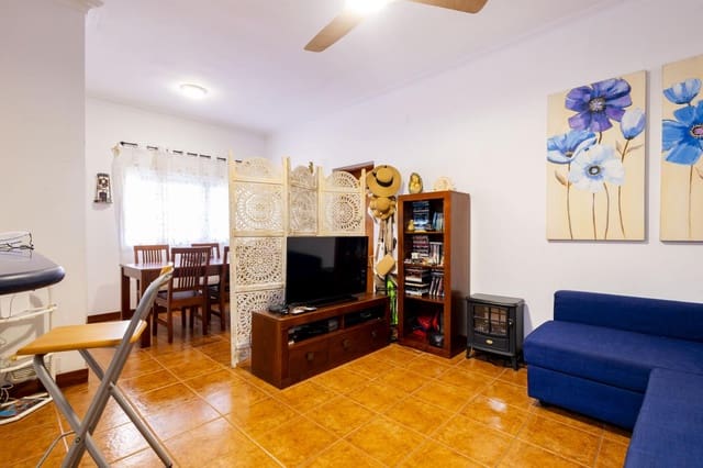 5 quarto Moradia para venda em Vistabella, Santa Cruz de Tenerife - 369 000 € (Ref: 10035984)