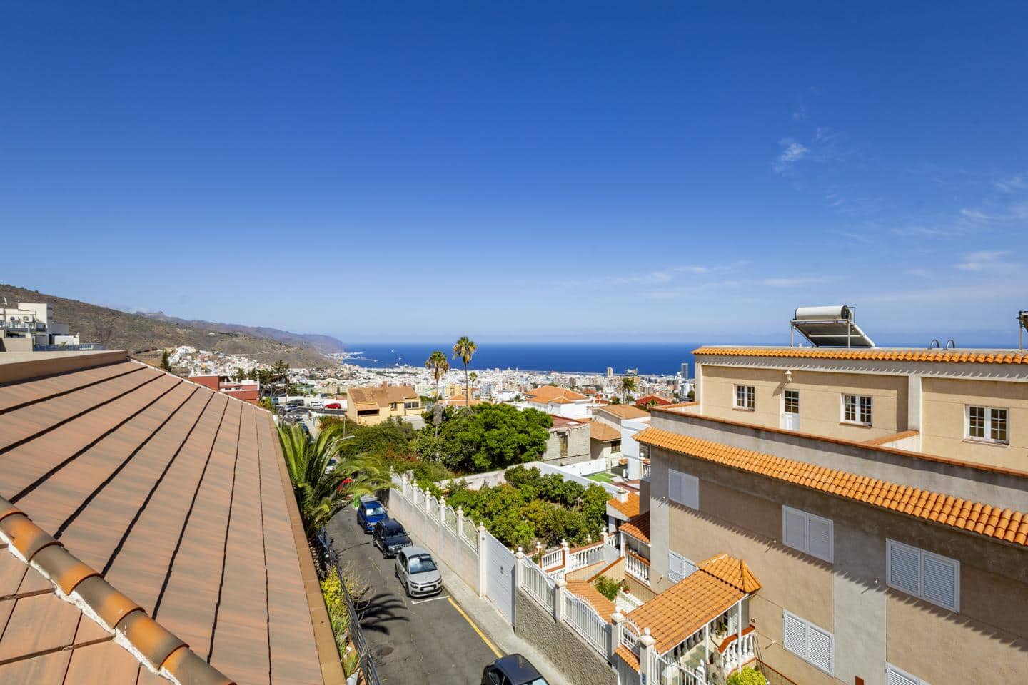 5 sypialnia Willa na sprzedaż w Santa Cruz de Tenerife - 369 000 € (Ref: 10035984)
