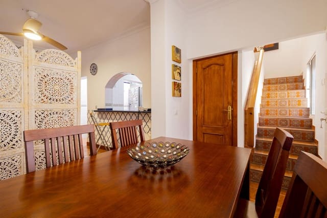 5 quarto Moradia para venda em Vistabella, Santa Cruz de Tenerife - 369 000 € (Ref: 10035984)