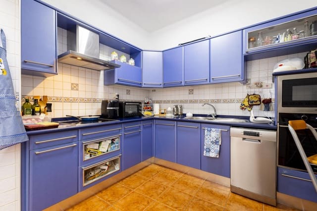 5 quarto Moradia para venda em Vistabella, Santa Cruz de Tenerife - 369 000 € (Ref: 10035984)