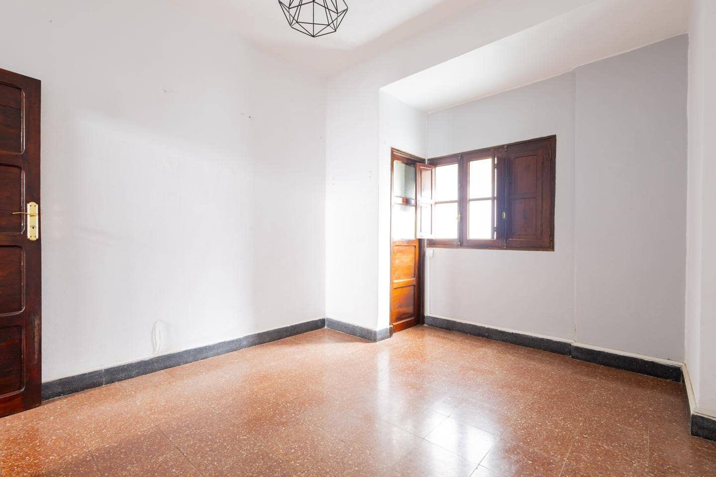 7 soverom Leilighet til salgs i Santa Cruz de Tenerife - € 797 000 (Ref: 10039177)