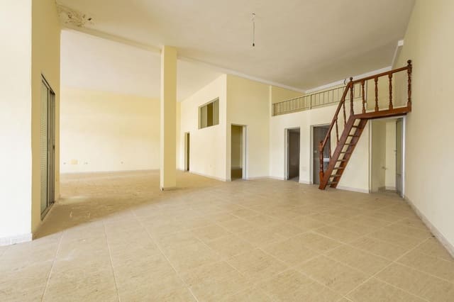 1 slaapkamer Bedrijf te koop in Puerto del Rosario - € 226.000 (Ref: 10039179)