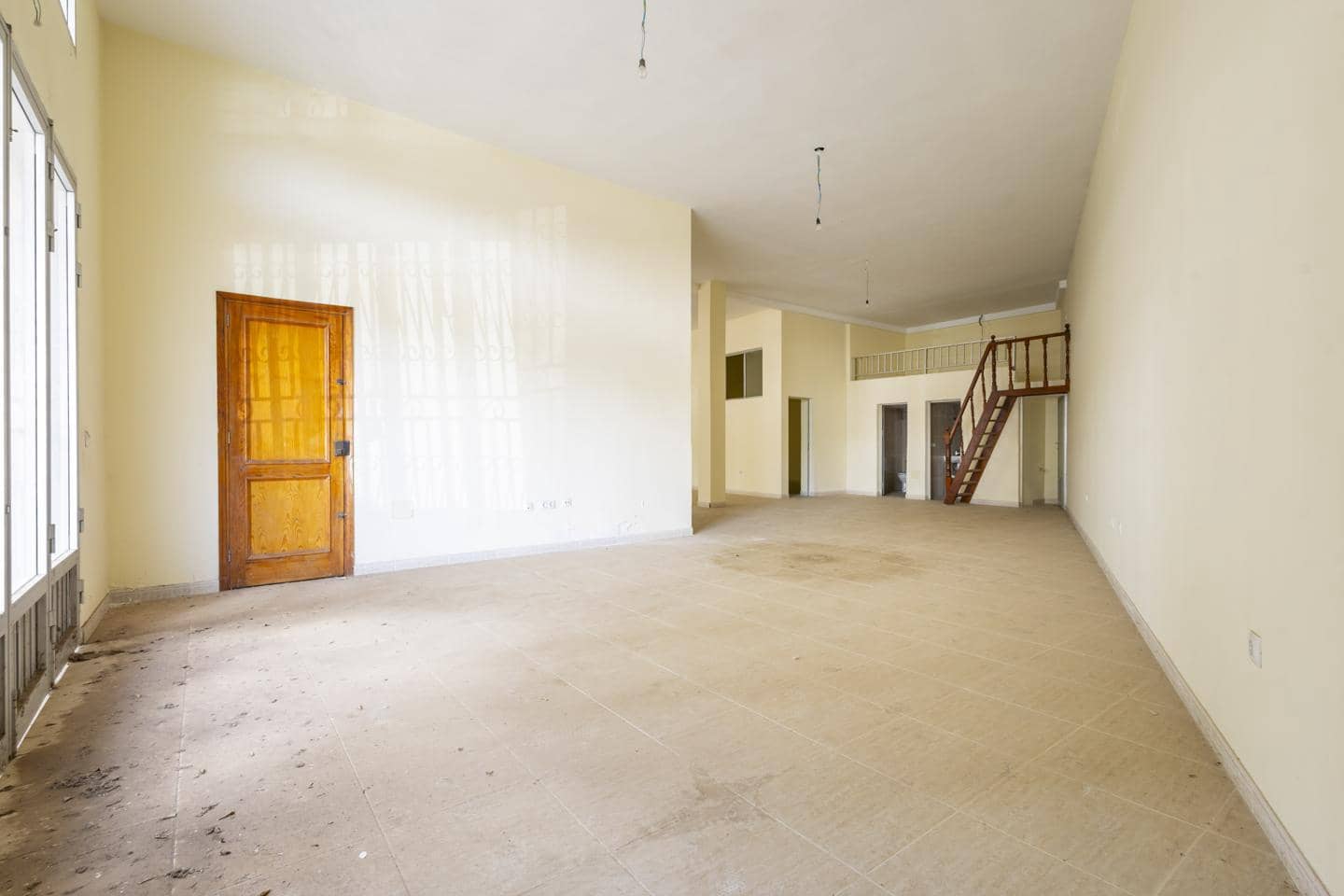 1 slaapkamer Bedrijf te koop in Puerto del Rosario - € 226.000 (Ref: 10039179)