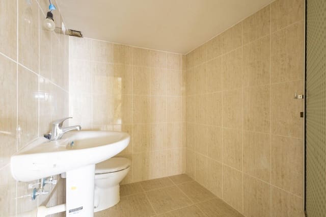 1 slaapkamer Bedrijf te koop in Puerto del Rosario - € 226.000 (Ref: 10039179)