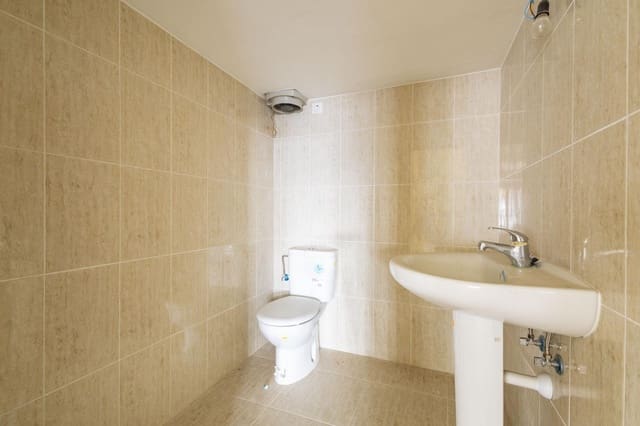 1 slaapkamer Bedrijf te koop in Puerto del Rosario - € 226.000 (Ref: 10039179)