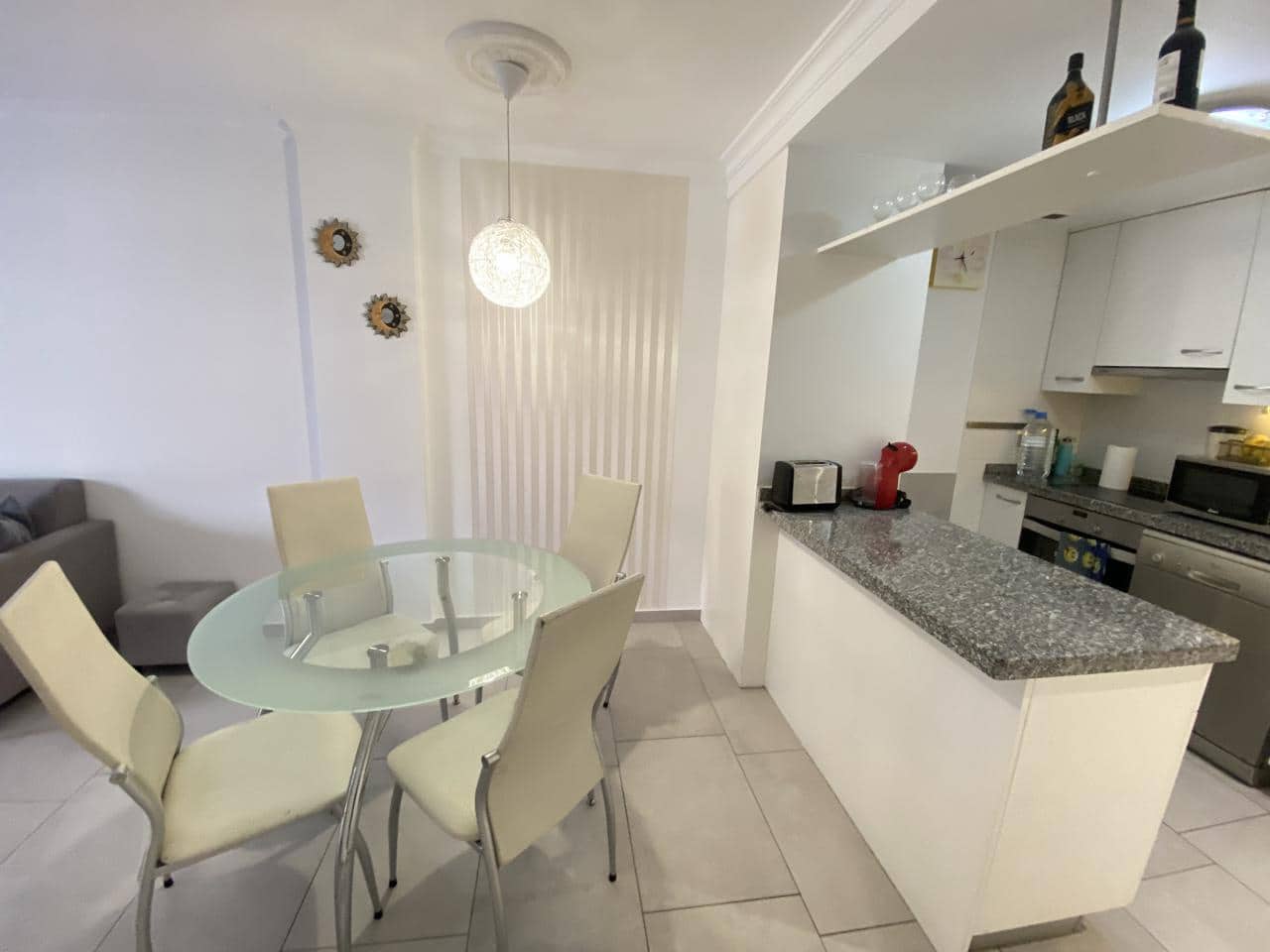 2 slaapkamer Flat te koop in Adeje met zwembad - € 334.000 (Ref: 10041697)