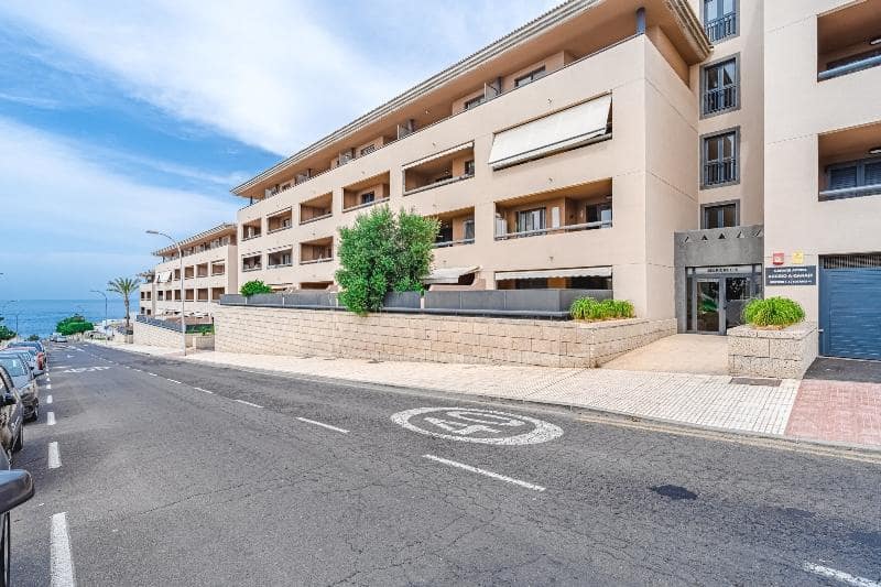 2 slaapkamer Flat te koop in Adeje met zwembad - € 334.000 (Ref: 10041697)