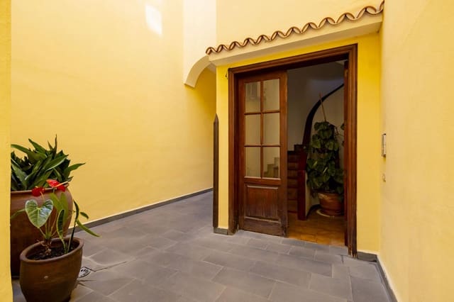 5 soveværelse Lejlighed til salg i San Cristóbal de La Laguna - € 750.000 (Ref: 10041702)