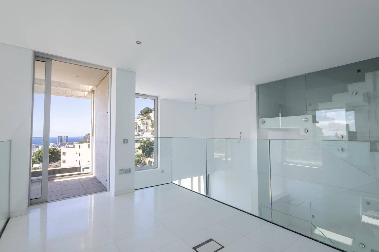 20 soveværelse Lejlighed til salg i Santa Cruz de Tenerife med swimmingpool - € 9.049.928 (Ref: 10041703)