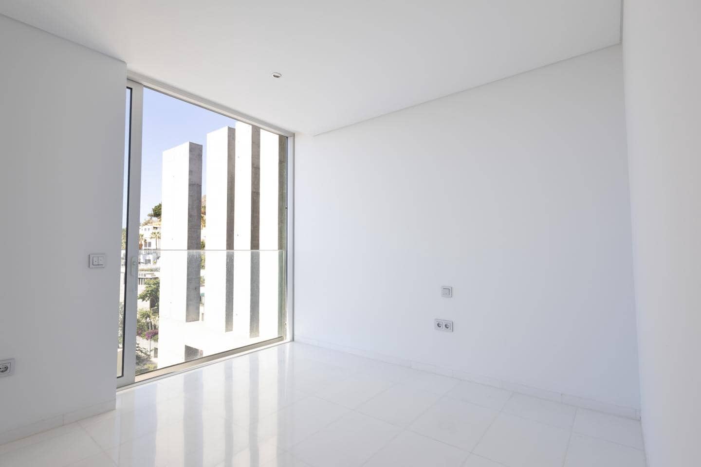 20 soveværelse Lejlighed til salg i Santa Cruz de Tenerife med swimmingpool - € 9.049.928 (Ref: 10041703)