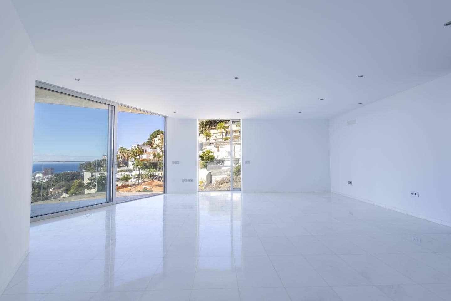 20 soveværelse Lejlighed til salg i Santa Cruz de Tenerife med swimmingpool - € 9.049.928 (Ref: 10041703)