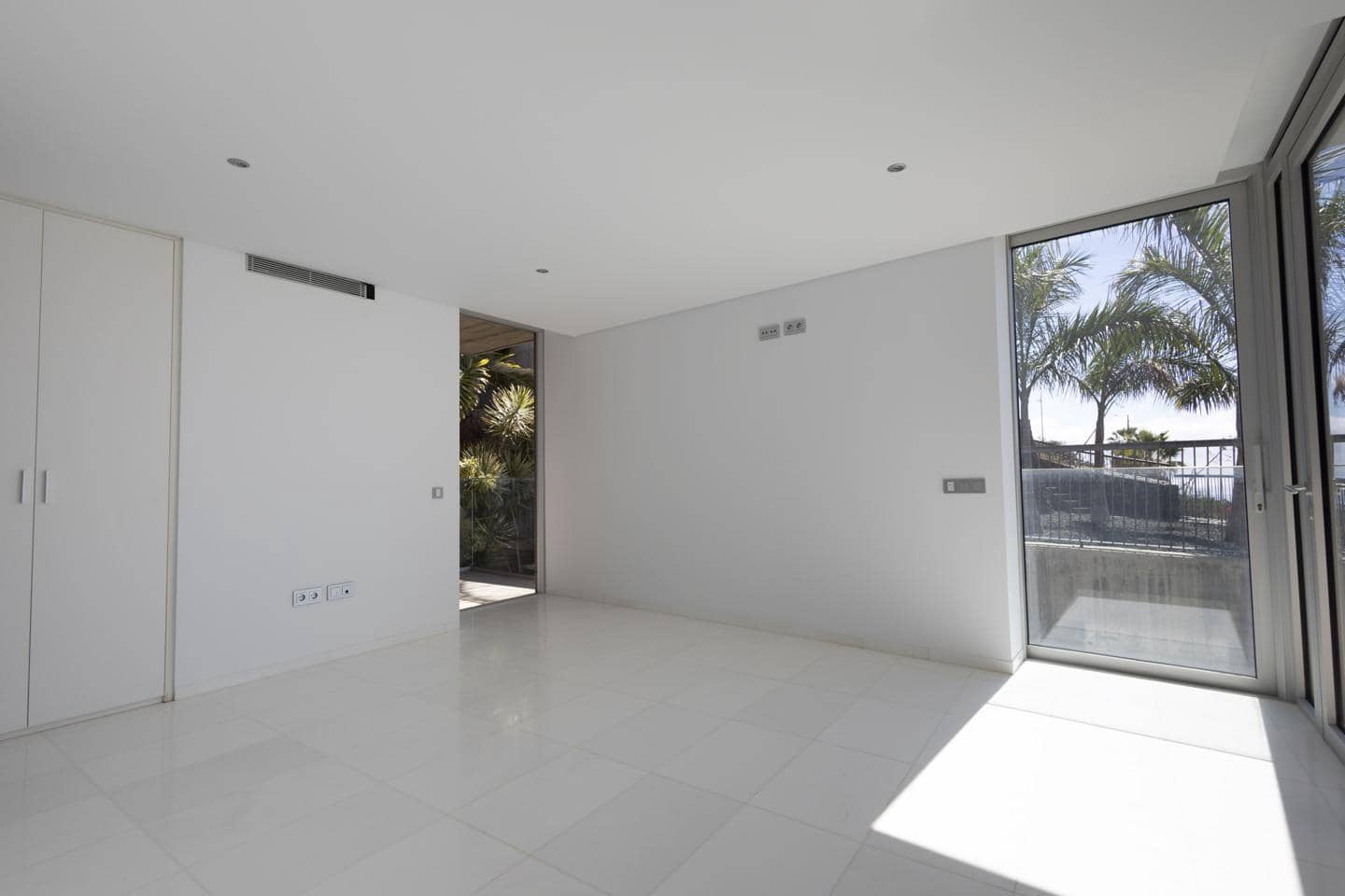 20 soveværelse Lejlighed til salg i Santa Cruz de Tenerife med swimmingpool - € 9.049.928 (Ref: 10041703)