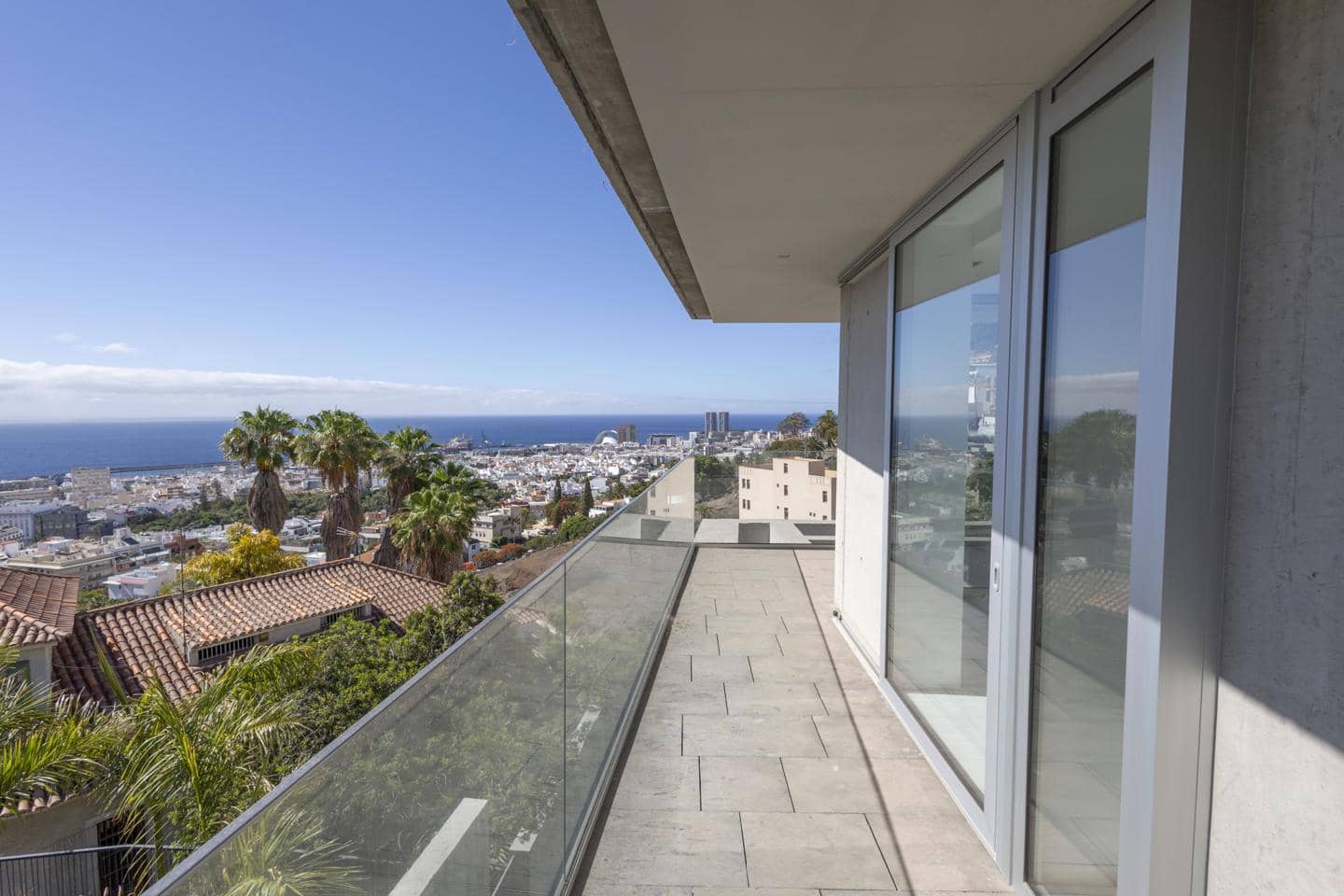 20 soveværelse Lejlighed til salg i Santa Cruz de Tenerife med swimmingpool - € 9.049.928 (Ref: 10041703)