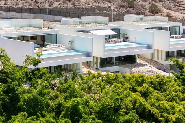 4 makuuhuone Huvila myytävänä paikassa La Caldera, Adeje - 4 700 000 € (Ref: 10043506)