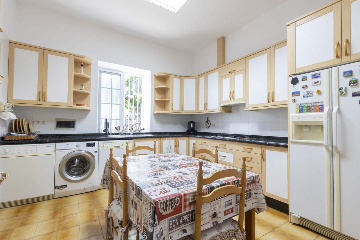5 chambre Villa/Maison à vendre à Puerto de la Cruz avec piscine garage - 999 750 € (Ref: 10046230)
