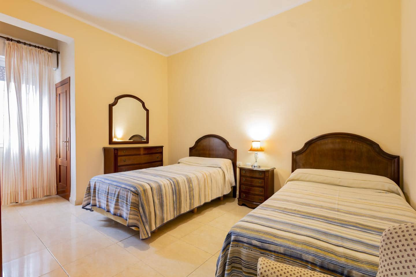 3 bedroom Flat for sale in Santa Cruz de Tenerife - € 305,000 (Ref: 10047646)