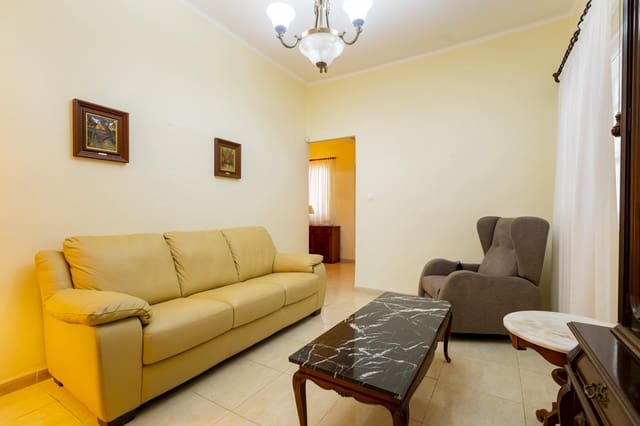 3 bedroom Flat for sale in Chapatal, Santa Cruz de Tenerife - € 305,000 (Ref: 10047646)