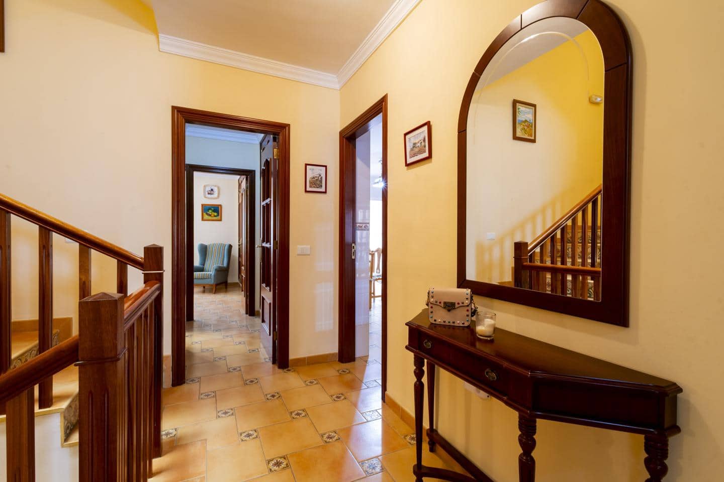 6 bedroom Villa for sale in San Cristobal de La Laguna - € 600,000 (Ref: 10048073)