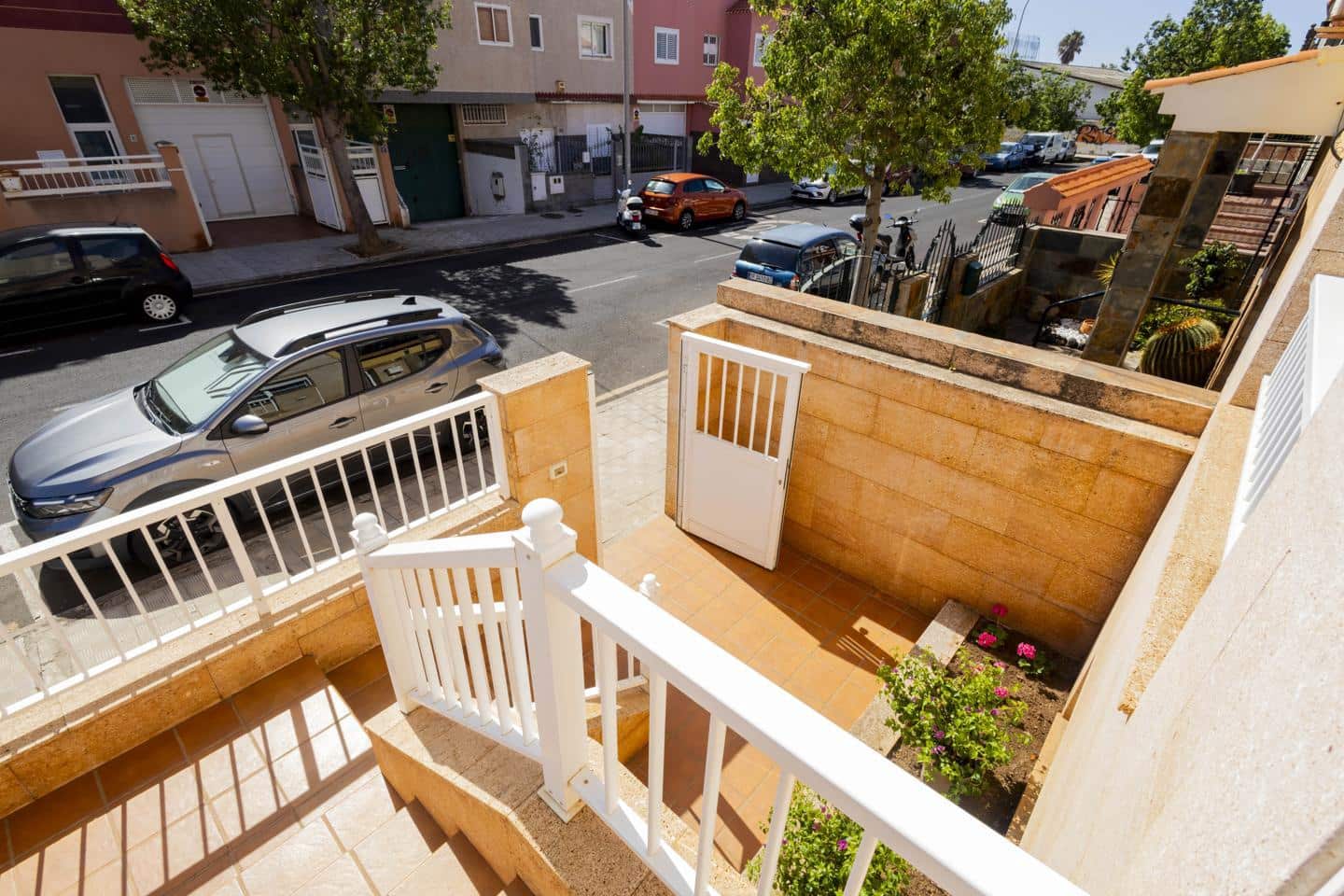 6 bedroom Villa for sale in San Cristobal de La Laguna - € 600,000 (Ref: 10048073)