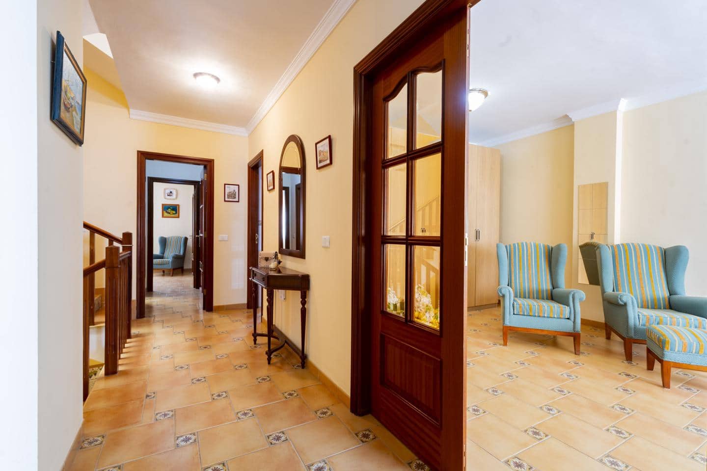 6 bedroom Villa for sale in San Cristobal de La Laguna - € 600,000 (Ref: 10048073)