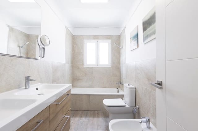 3 sovrum Lägenhet till salu i San Cristóbal de La Laguna - 279 750 € (Ref: 10074659)