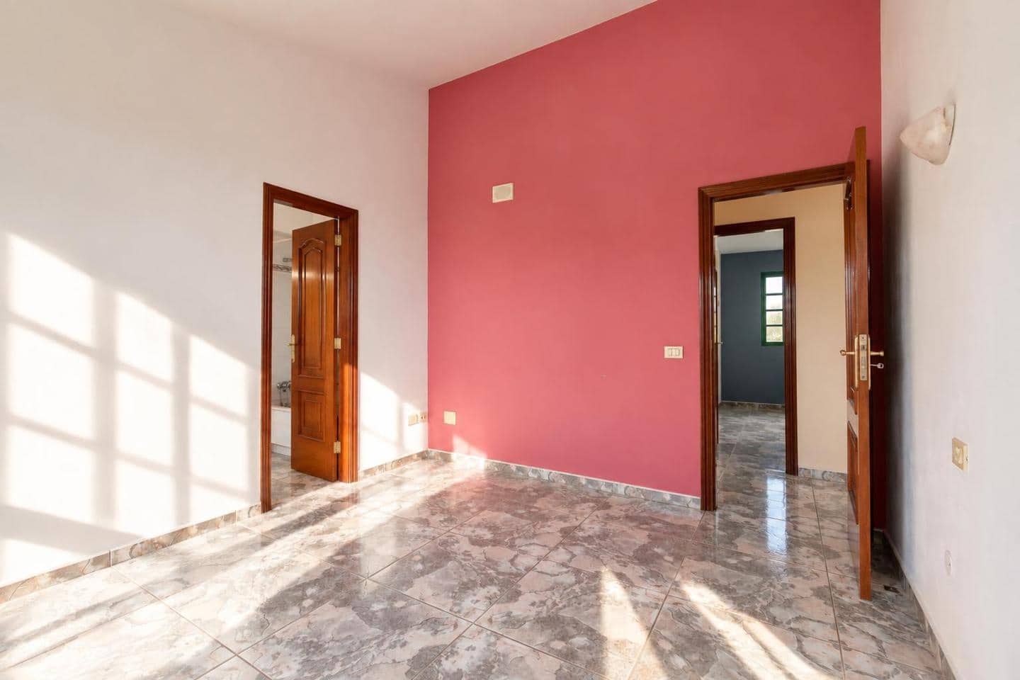 3 soverom Villa til salgs i Santa Ursula med garasje - € 739 750 (Ref: 10086953)