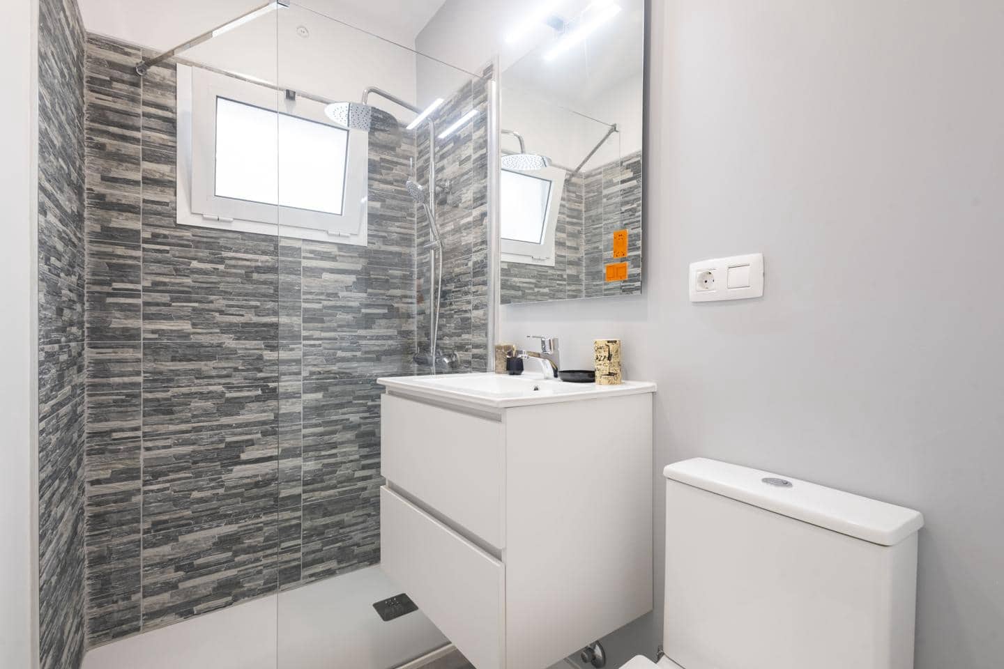 2 sypialnia Mieszkanie na sprzedaż w Santa Cruz de Tenerife - 213 000 € (Ref: 10091361)