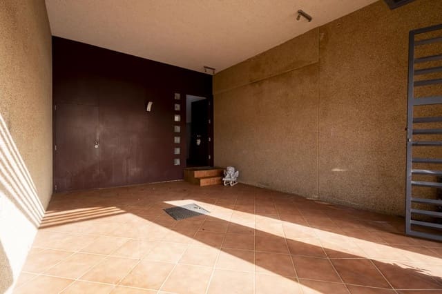 3 sovrum Villa till salu i Arafo med garage - 329 900 € (Ref: 10095549)