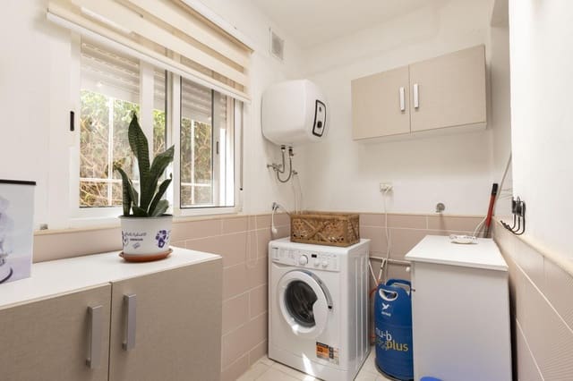 2 makuuhuone Huvila myytävänä paikassa La Tejita, Granadilla de Abona mukana uima-altaan - 297 000 € (Ref: 10103557)