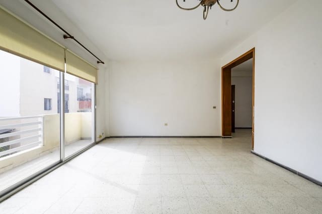 3 bedroom Flat for sale in Salamanca, Santa Cruz de Tenerife - € 310,000 (Ref: 10103558)