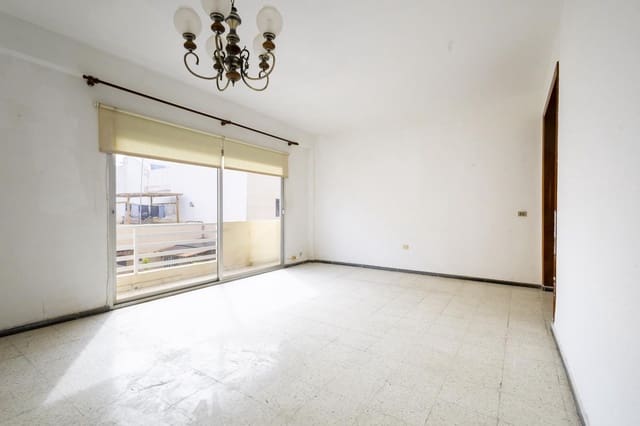 3 bedroom Flat for sale in Salamanca, Santa Cruz de Tenerife - € 310,000 (Ref: 10103558)