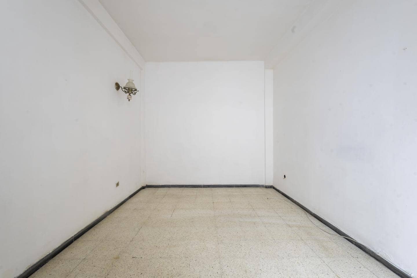3 bedroom Flat for sale in Santa Cruz de Tenerife - € 310,000 (Ref: 10103558)
