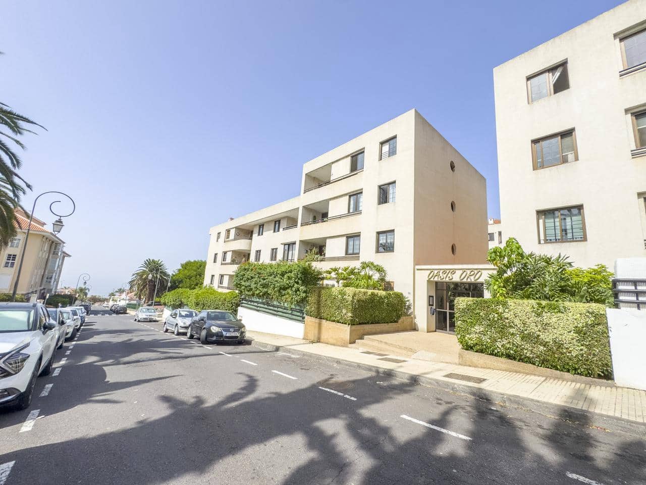 3 bedroom Flat for sale in La Orotava with pool garage - € 349,900 (Ref: 10111883)