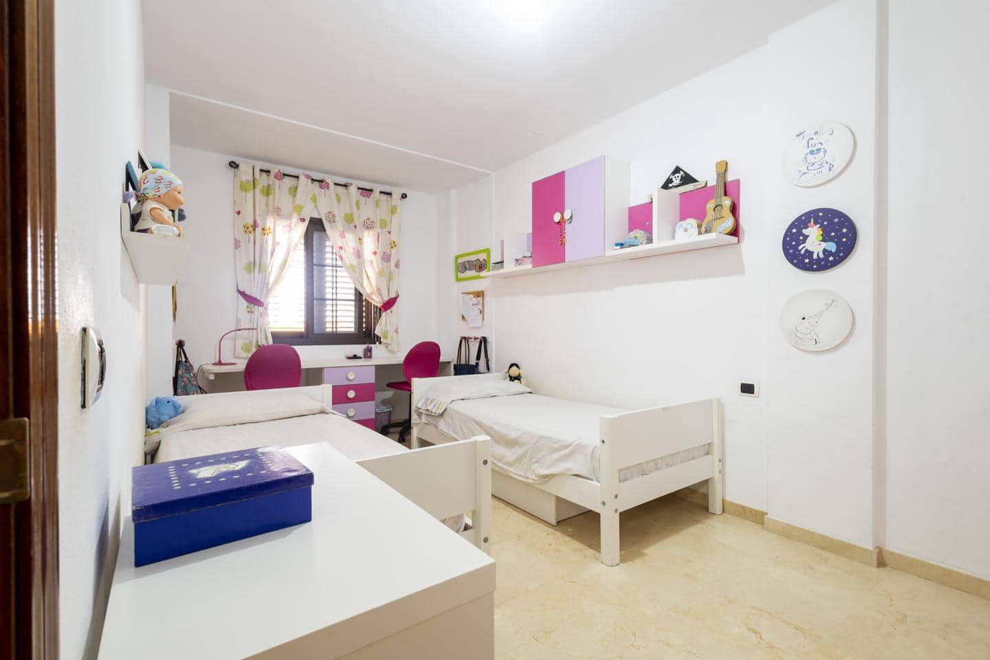 4 bedroom Villa for sale in Candelaria with garage - € 475,000 (Ref: 10112159)