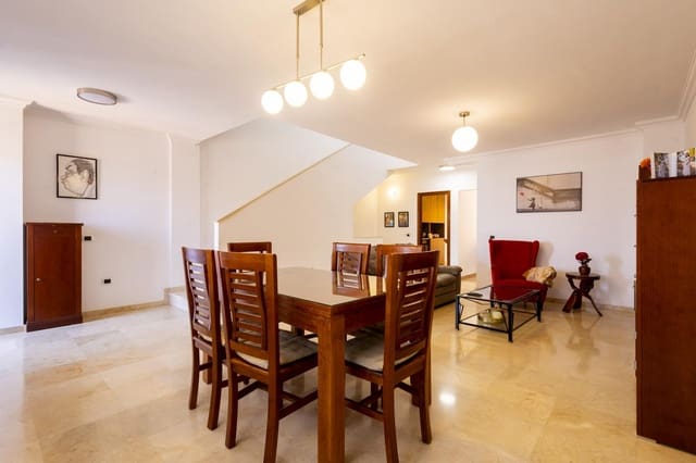 4 Zimmer Villa zu verkaufen in Candelaria mit Garage - 475.000 € (Ref: 10112159)