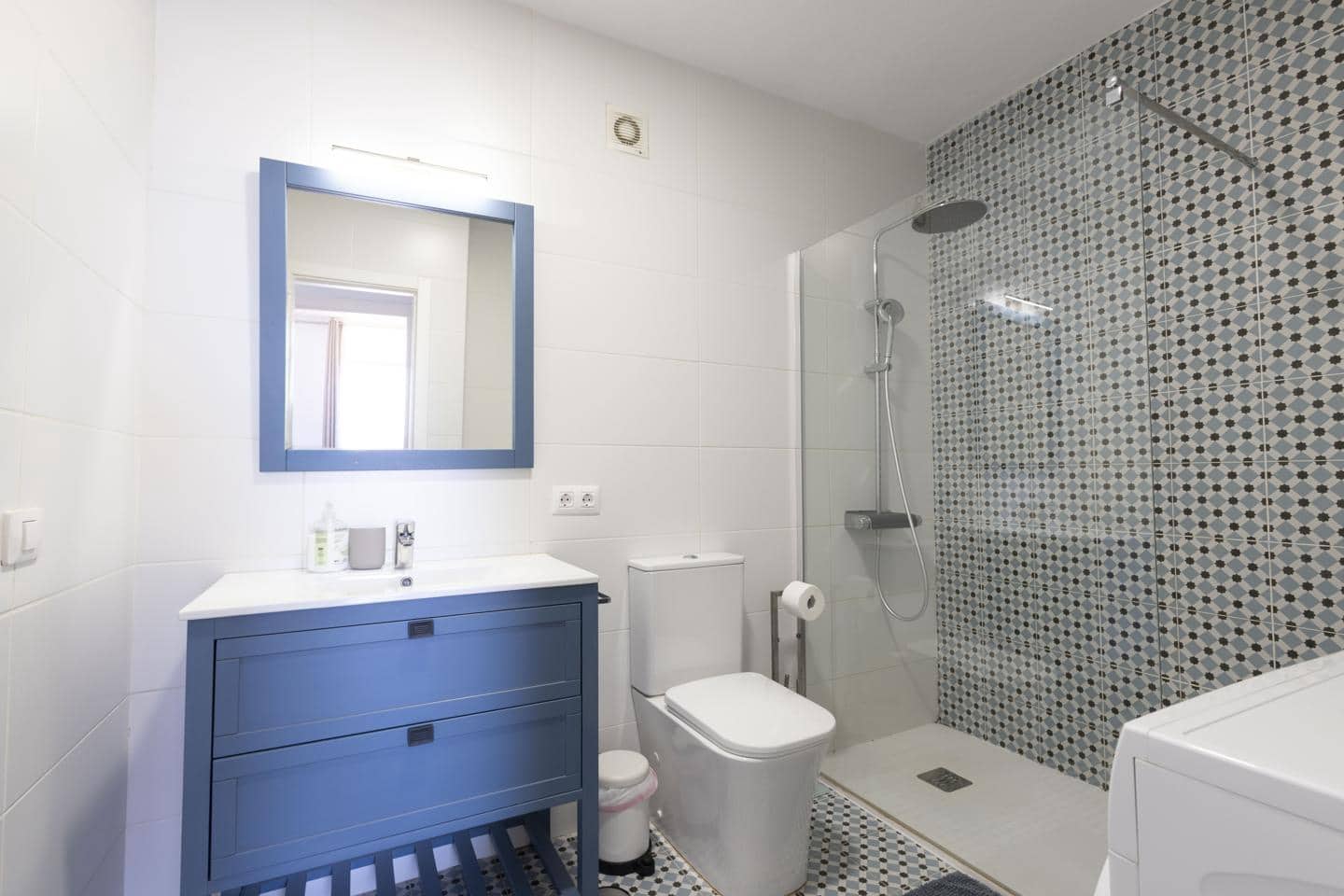 Piso de 1 habitación en Adeje en venta con piscina - 219.000 € (Ref: 10130177)