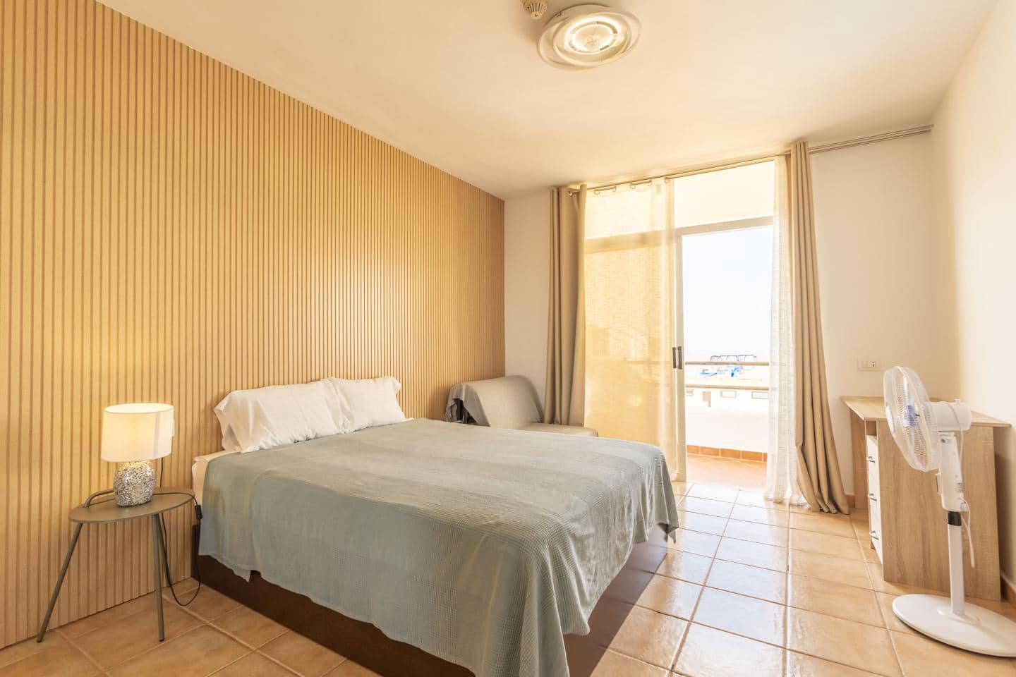 Piso de 1 habitación en Adeje en venta con piscina - 219.000 € (Ref: 10130177)