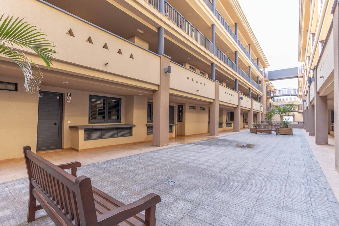 2 bedroom Villa for sale in Adeje with pool garage - € 365,000 (Ref: 10136326)
