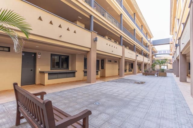 2 slaapkamer Villa te koop in Callao Salvaje - Playa Paraíso, Adeje met zwembad garage - € 365.000 (Ref: 10136326)