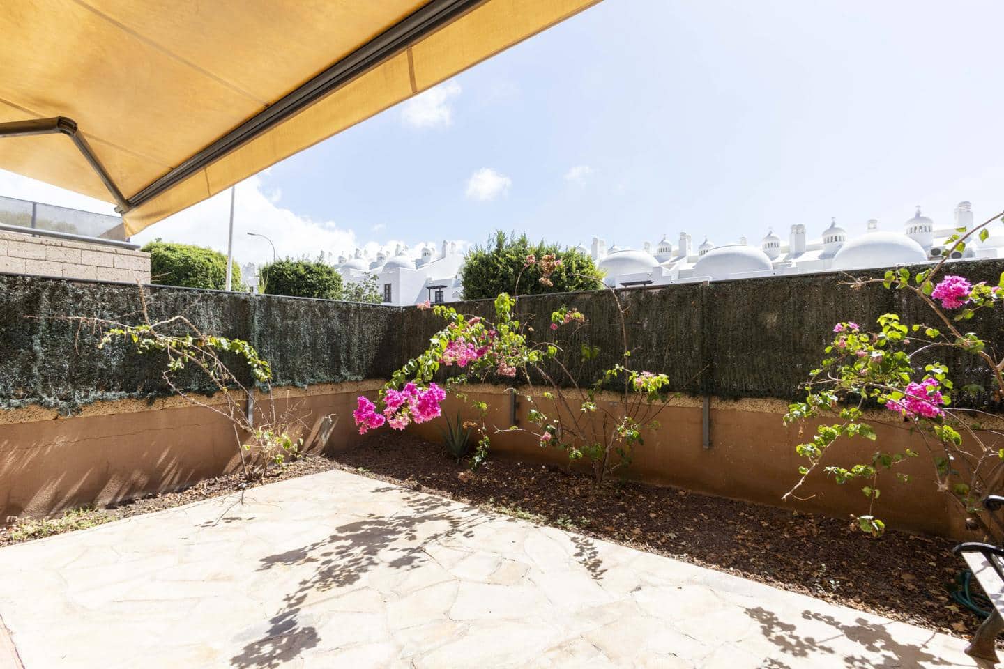 2 bedroom Villa for sale in Adeje with pool garage - € 365,000 (Ref: 10136326)