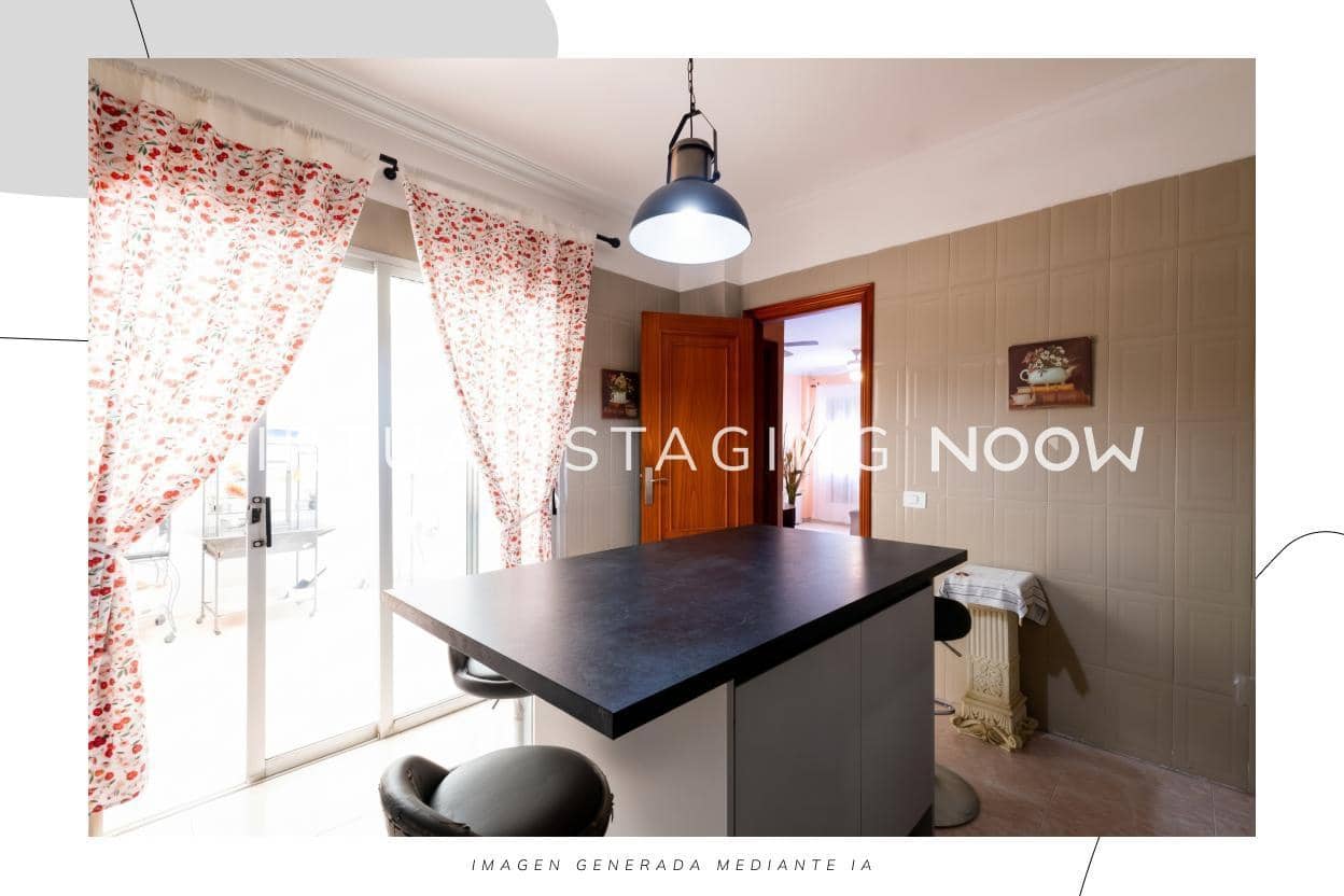 6 soveværelse Villa til salg i Santa Cruz de Tenerife med garage - € 407.000 (Ref: 10145353)