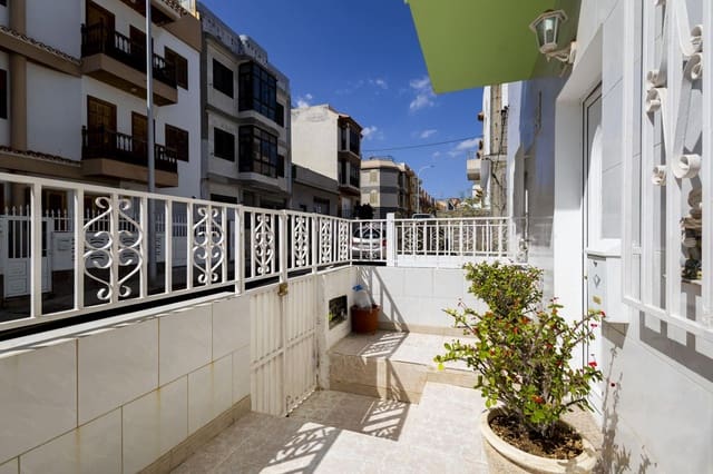 6 soverom Villa til salgs i Alisios, Santa Cruz de Tenerife med garasje - € 407 000 (Ref: 10145353)