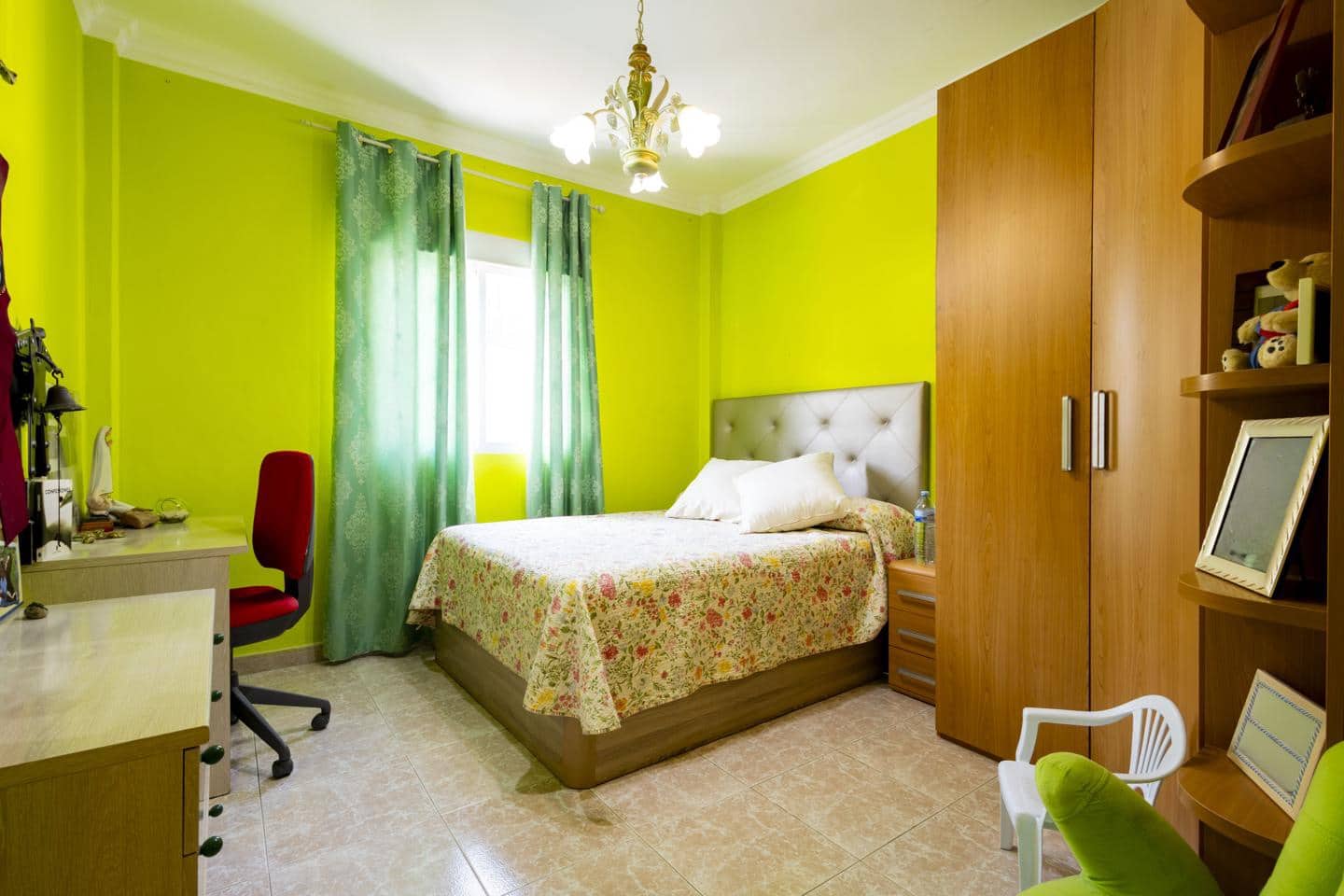 6 soveværelse Villa til salg i Santa Cruz de Tenerife med garage - € 407.000 (Ref: 10145353)