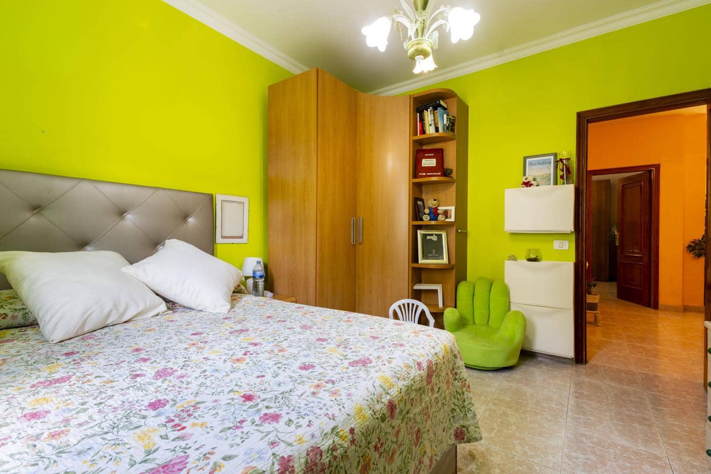 6 soveværelse Villa til salg i Santa Cruz de Tenerife med garage - € 407.000 (Ref: 10145353)
