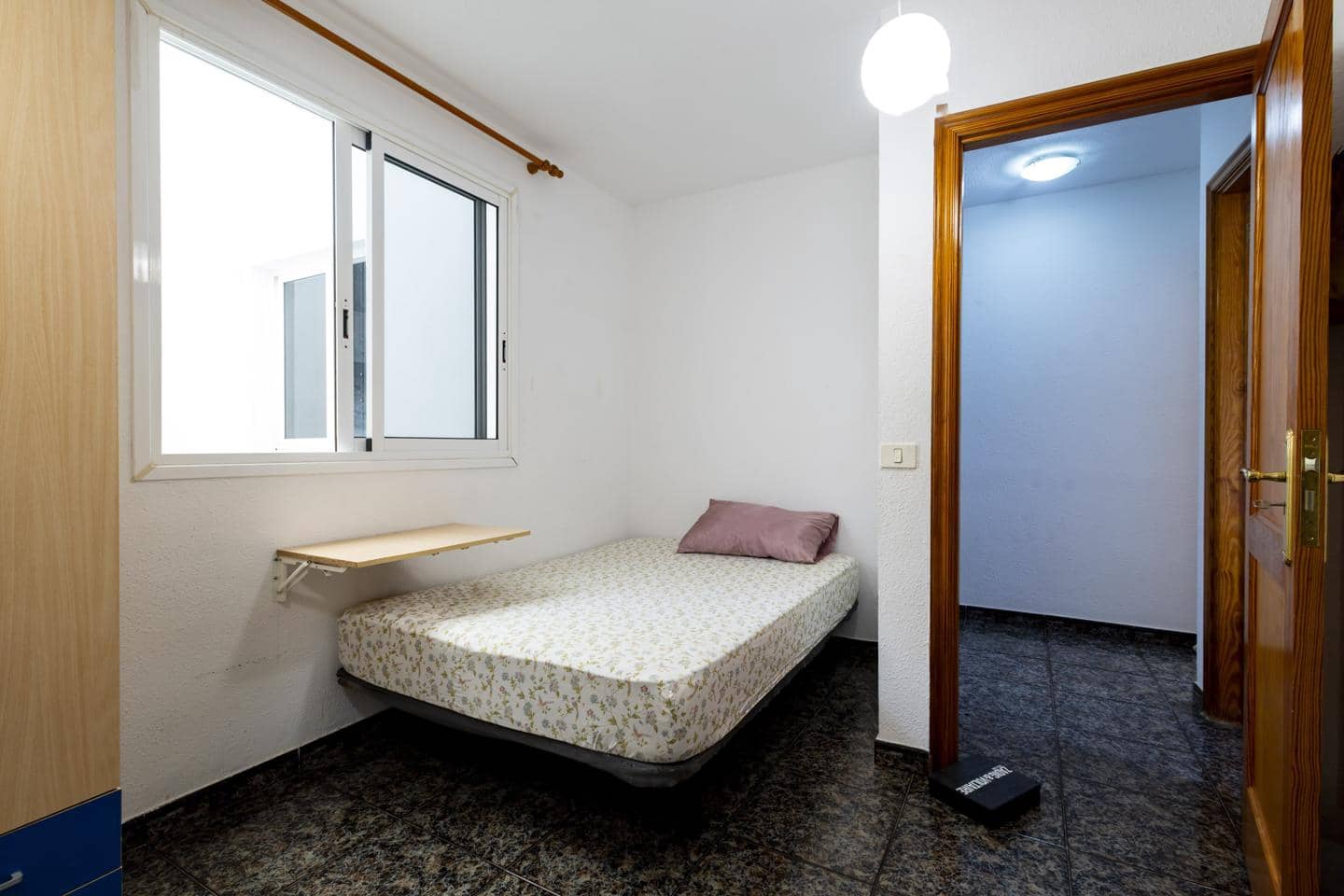 Piso de 2 habitaciones en Santa Cruz de Tenerife en venta con garaje - 190.000 € (Ref: 10153986)