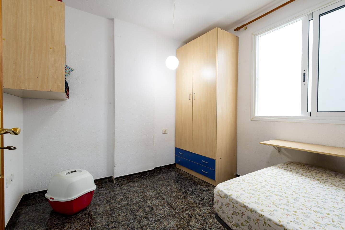 Piso de 2 habitaciones en Santa Cruz de Tenerife en venta con garaje - 190.000 € (Ref: 10153986)