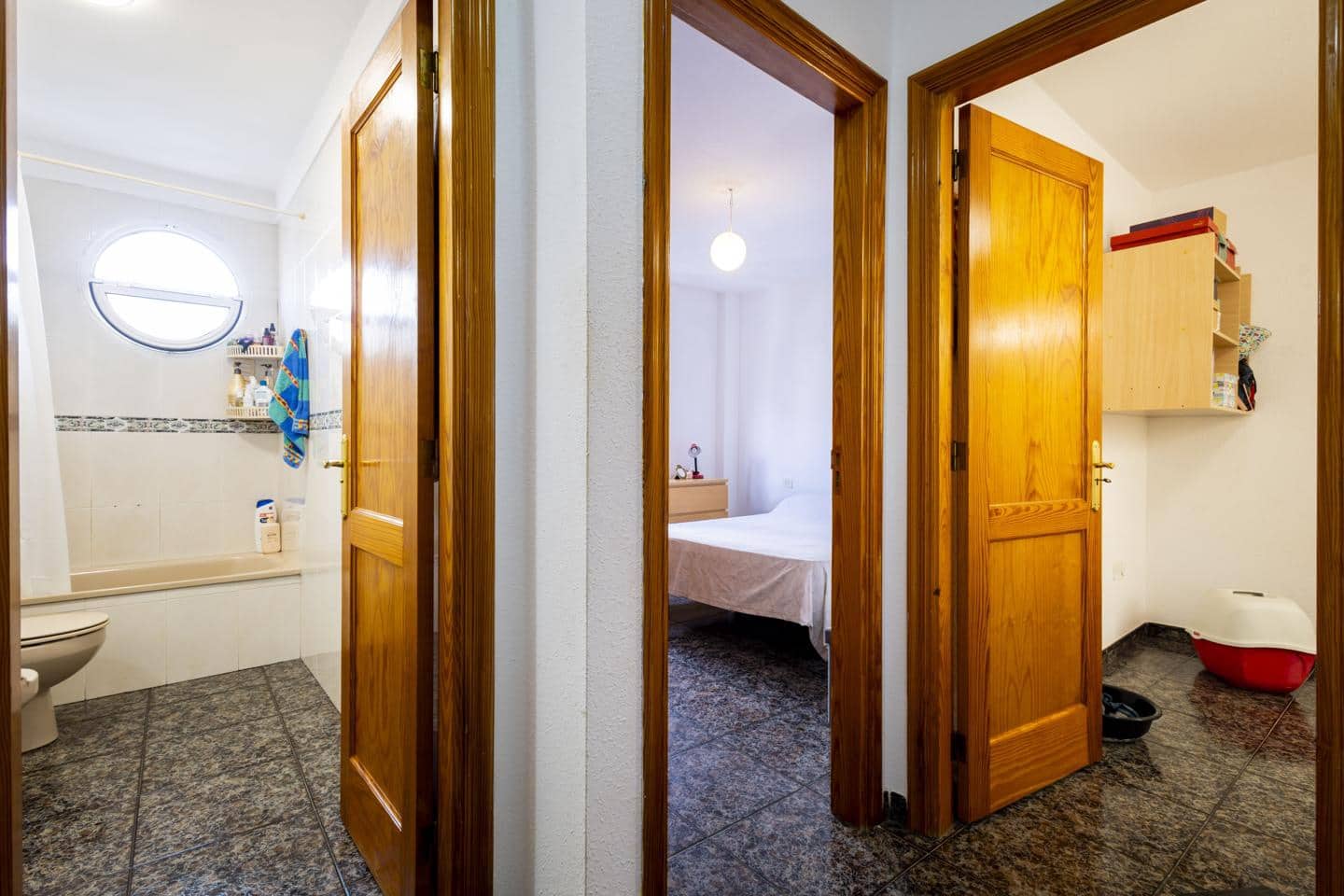 Piso de 2 habitaciones en Santa Cruz de Tenerife en venta con garaje - 190.000 € (Ref: 10153986)