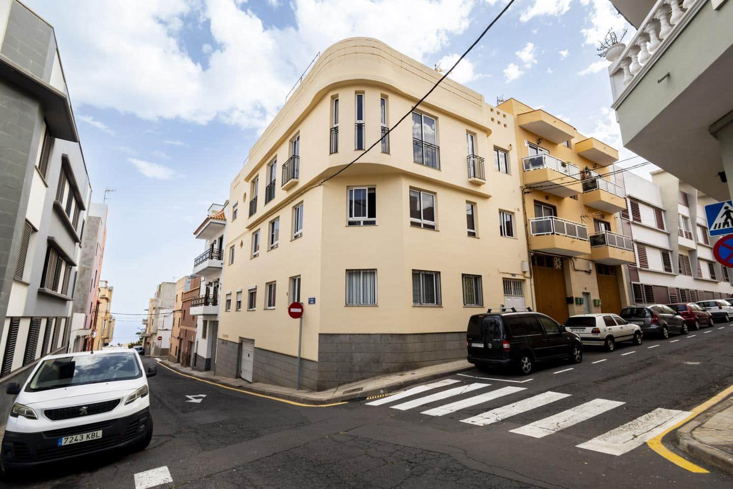 Piso de 2 habitaciones en Santa Cruz de Tenerife en venta con garaje - 190.000 € (Ref: 10153986)