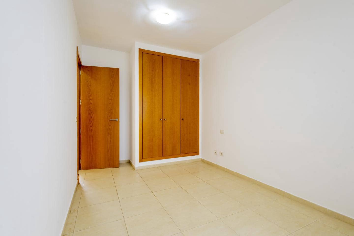 2 soveværelse Lejlighed til salg i San Cristobal de La Laguna med garage - € 189.900 (Ref: 10160303)